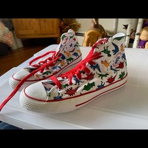 Kids (Juniors) Dino Converse Size 6